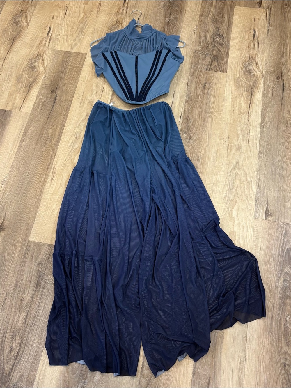 Tenth House Blue Two-Piece Crop Top and Maxi pant dance Set size PA